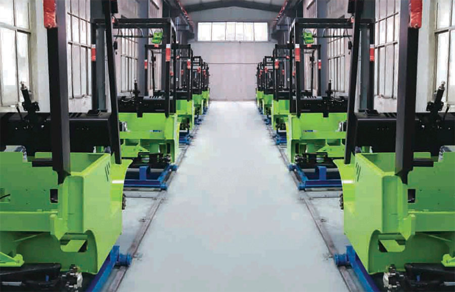 電動叉車啟動時操作注意哪些規(guī)程？